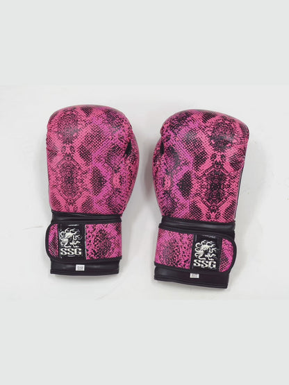 Stone’s Kiss boxing gloves – durable training gloves with balanced padding and wrist support
